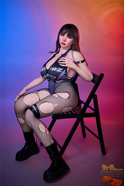  real adult silicone lovedoll sit on chair