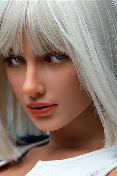  silver hair irontech doll face detail
