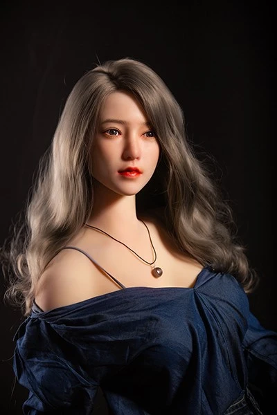  lifesize female doll
